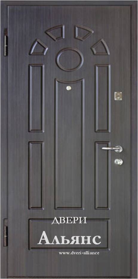 Внешняя отделка входных металлических дверей: виды и особенности материалов