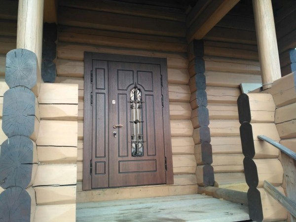 Входные металлические двери для частного дома в Ивантеевке